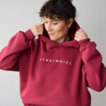 animush bluza hoodie bordowa bynajmniej
