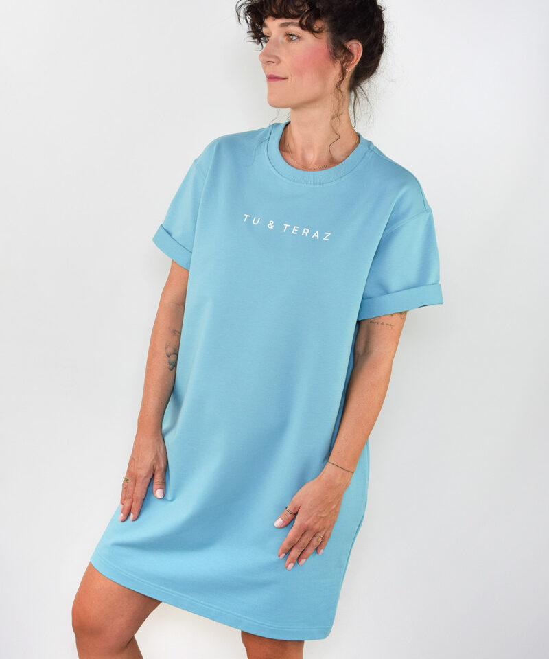 animush sukienka oversize lazurowa tu i teraz