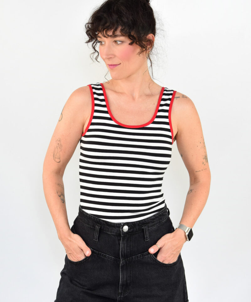 animush top w czarno-białe paski